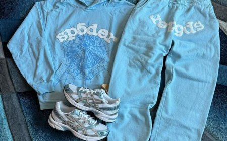 Spider Hoodie A Masterpiece of Fashion Design and Creativity