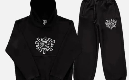 How to Choose a Summer Tracksuit for Women and Men