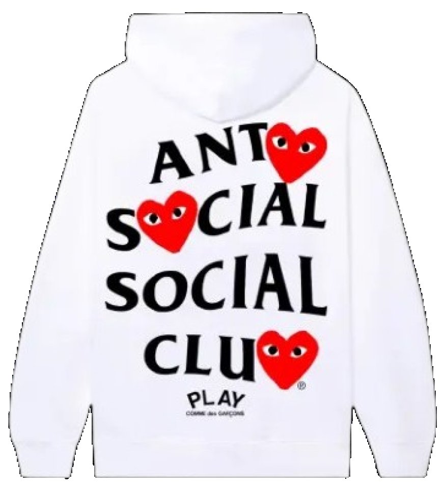 Why CDG Hoodies Are Taking Over UK Streets