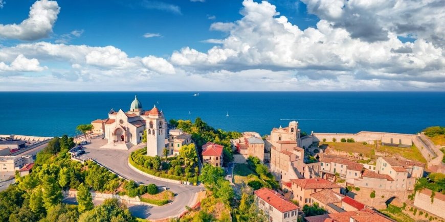 Cheapest Airline Flight Tickets & Ancona Flight Deals