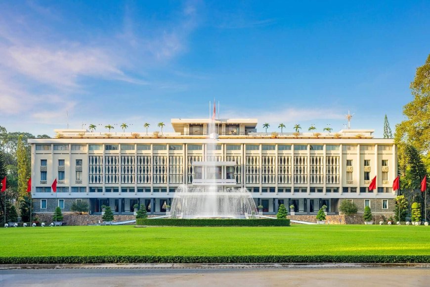 Independence Palace: Explore Vietnam’s Iconic Historic Site