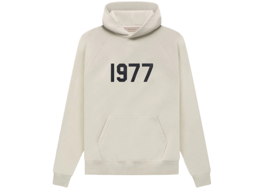 Essentials Sweatshirt: A Modern Staple of Minimal Streetwear