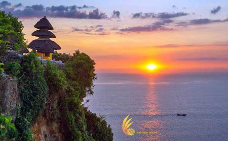 Experience Uluwatu Temple Kecak Dance: Bali’s Magical Sunset Show