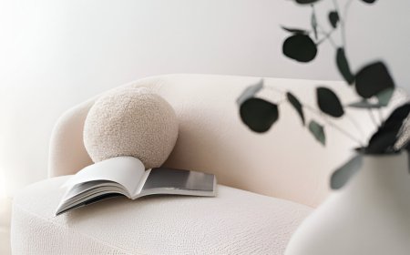 What Is Modern Decor Style? Key Features and Design Tips