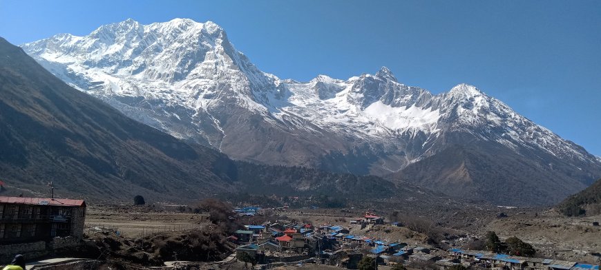 How to Prepare for Annapurna’s Preposterously Beautiful Trail